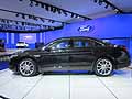 Ford Taurus nera vista laterale